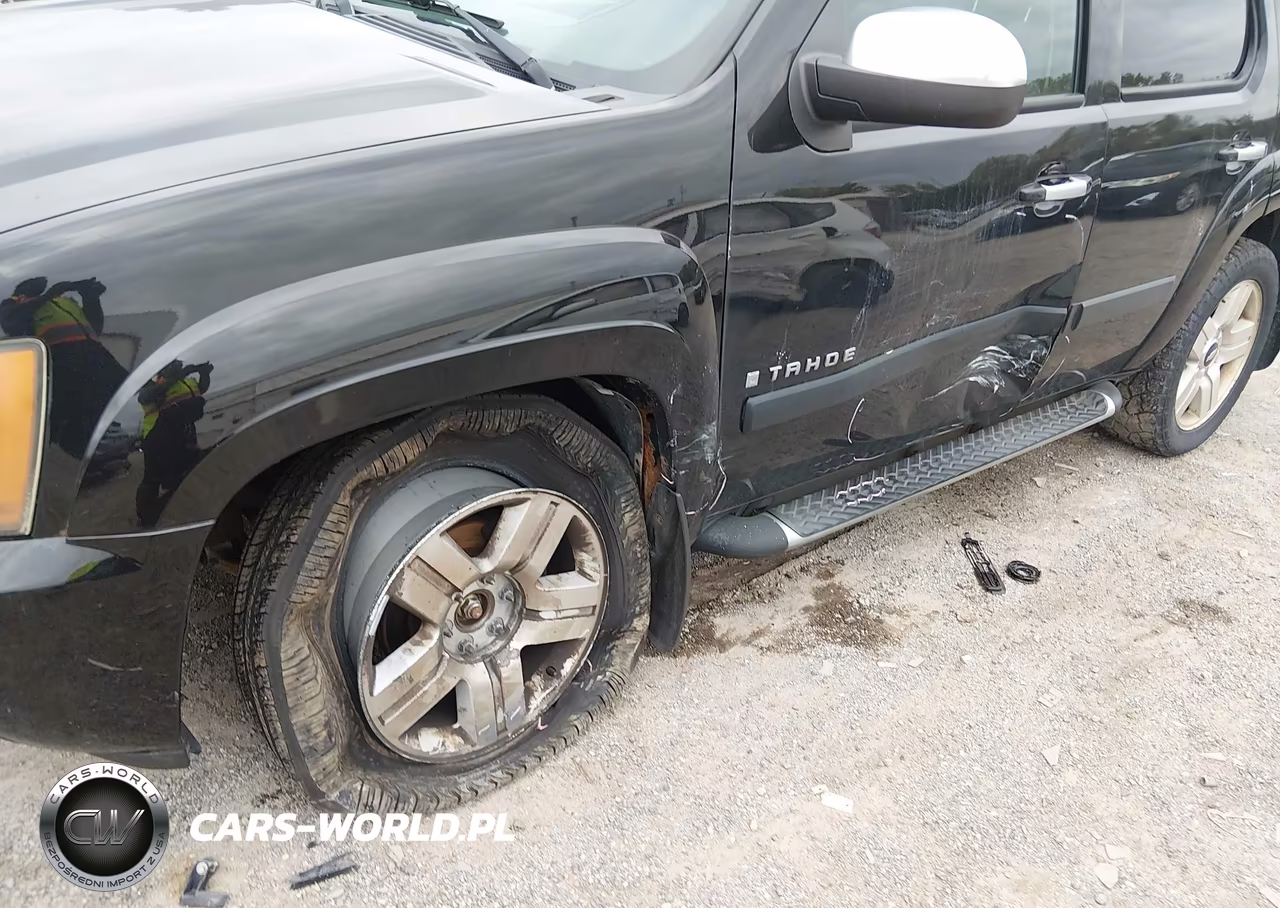 2007 Chevrolet Tahoe Lt VIN:1GNFK13027R341239 - 12