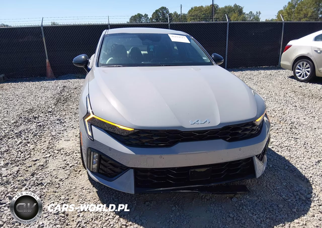 2027 Kia K5 VIN:KNAG64J70V5528192 - 12