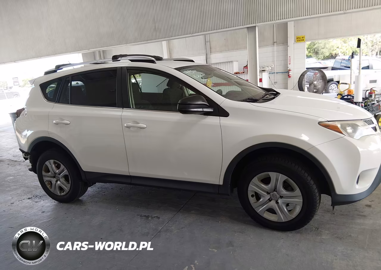 2015 Toyota Rav4 Le VIN:JTMBFREV2FJ044701 - 14