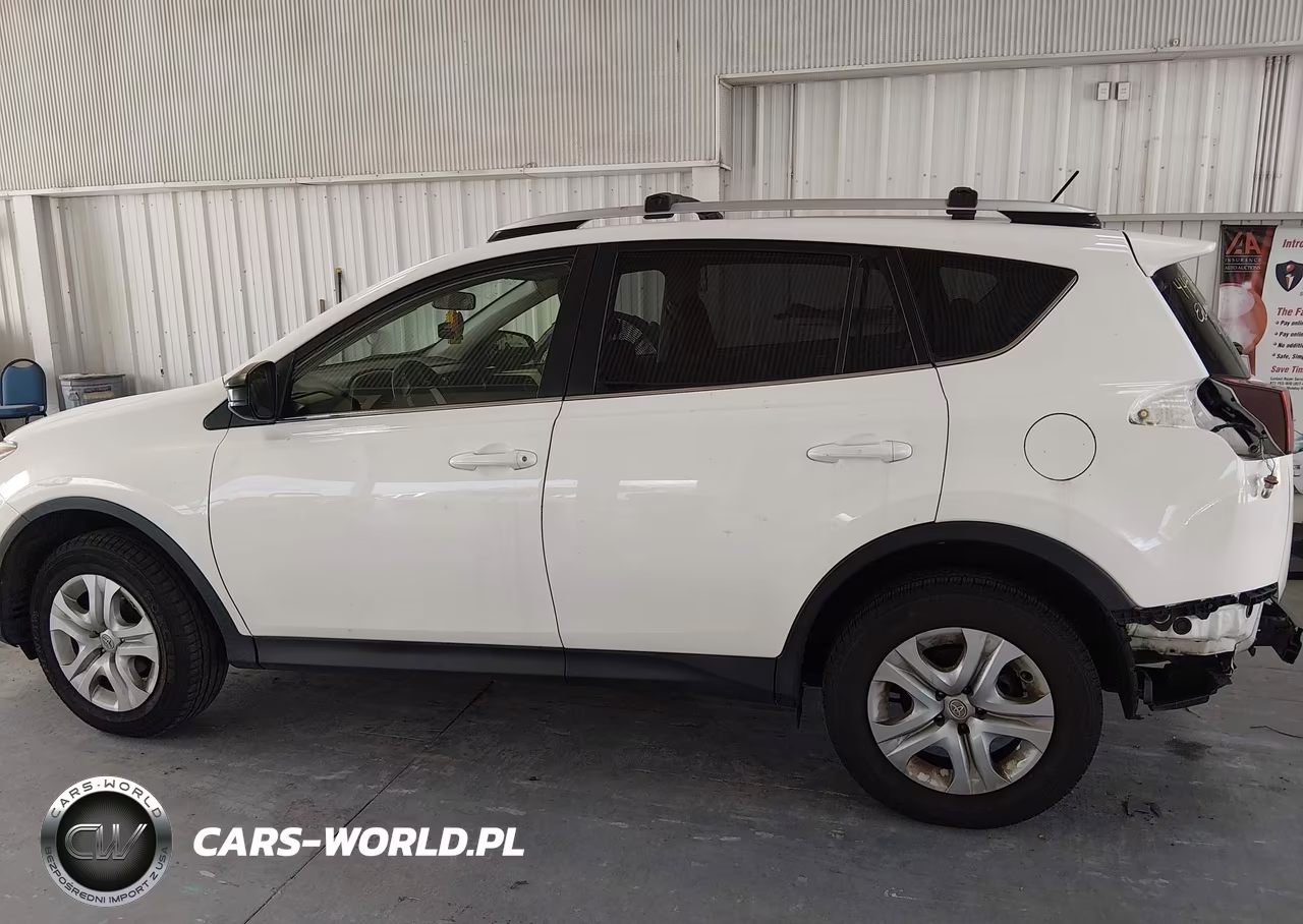 2015 Toyota Rav4 Le VIN:JTMBFREV2FJ044701 - 15