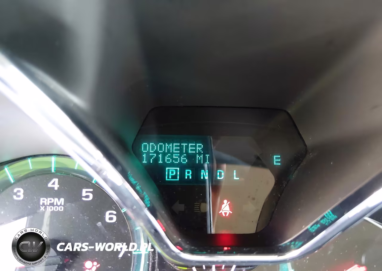 2013 Chevrolet Traverse Ls VIN:1GNKRFED9DJ174914 - 16