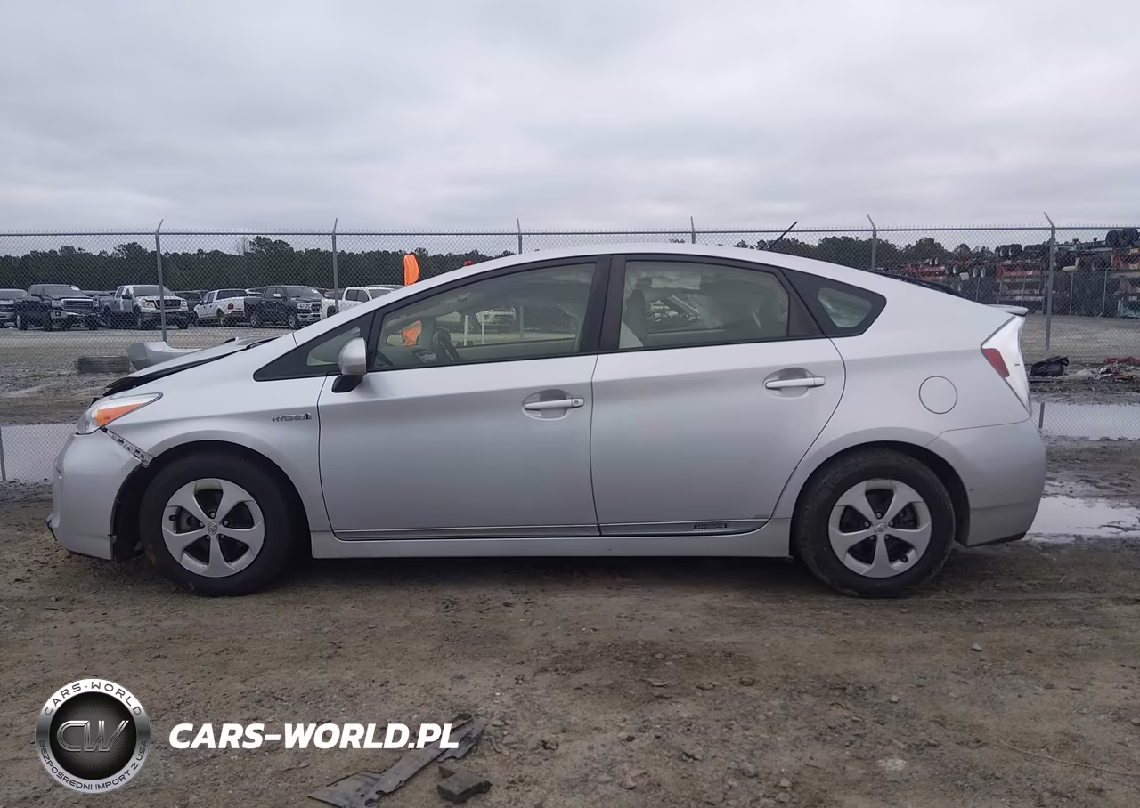 2015 Toyota Prius Four VIN:JTDKN3DU7F1892274 - 15