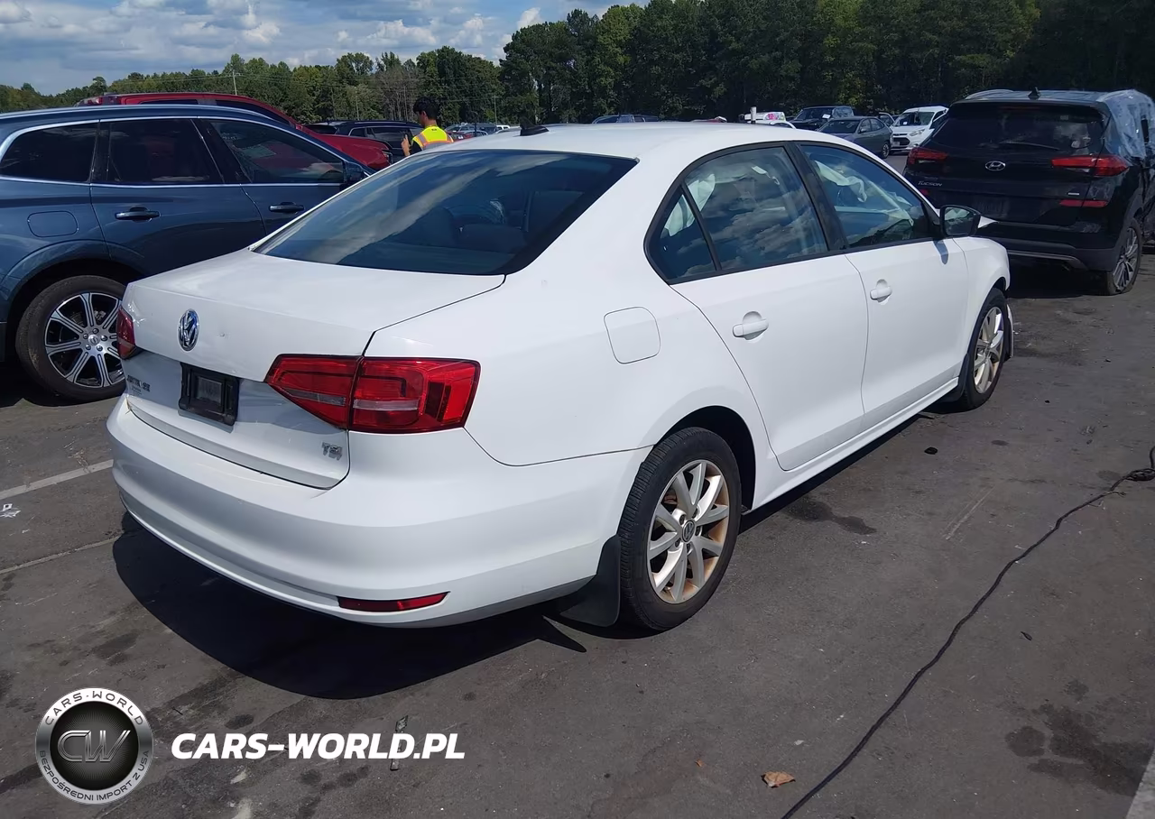 2015 Volkswagen Jetta 1.8T Se VIN:3VWD17AJ4FM313957 - 4
