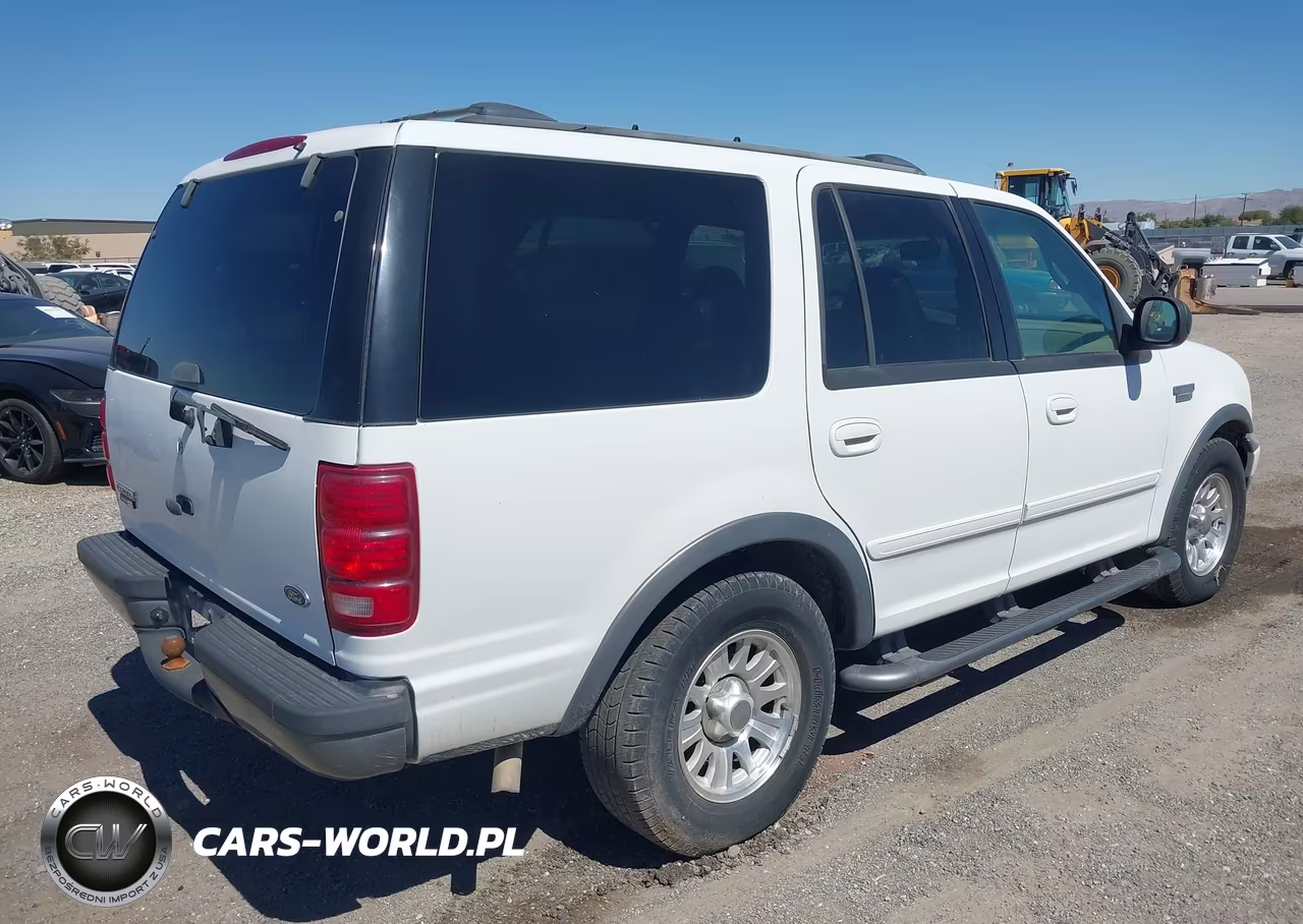 2000 Ford Expedition Xlt VIN:1FMRU1567YLA89487 - 4