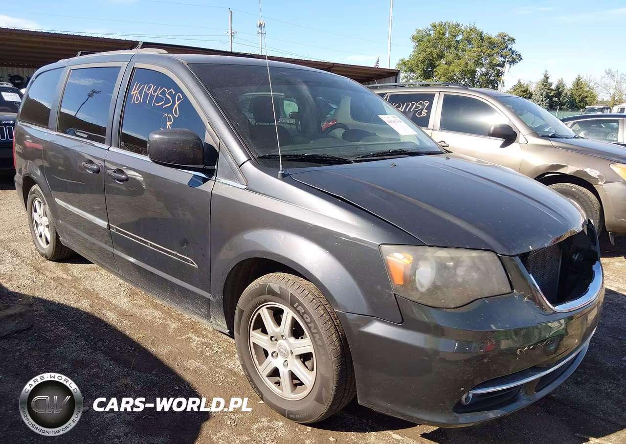 2011 Chrysler Town & Country Touring