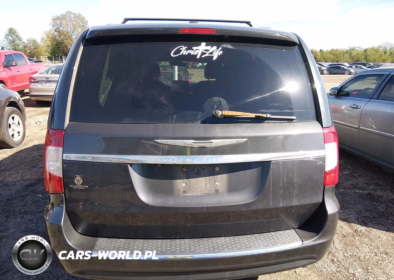 2011 Chrysler Town & Country Touring VIN:2A4RR5DG6BR797777 - 16