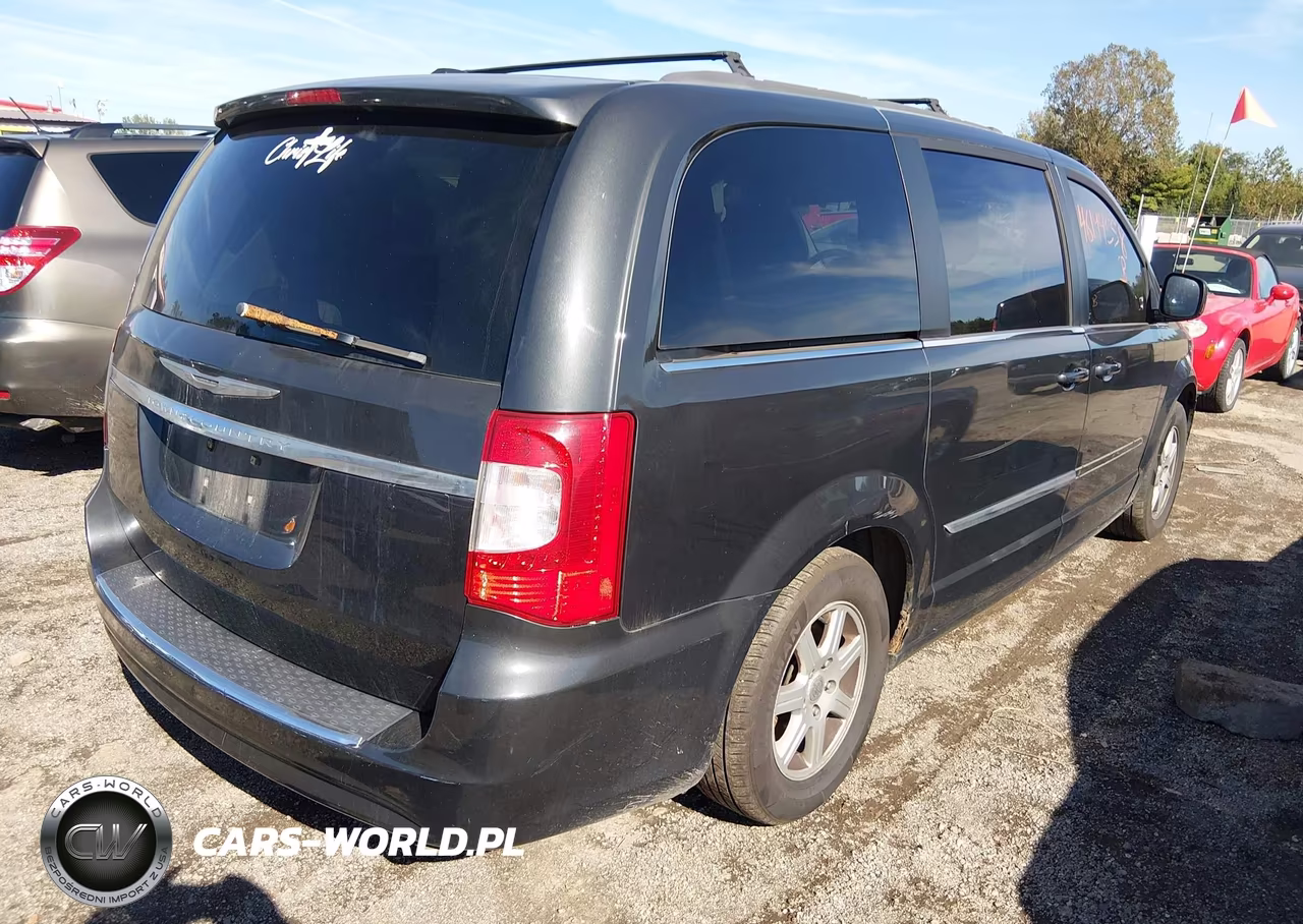 2011 Chrysler Town & Country Touring VIN:2A4RR5DG6BR797777 - 4
