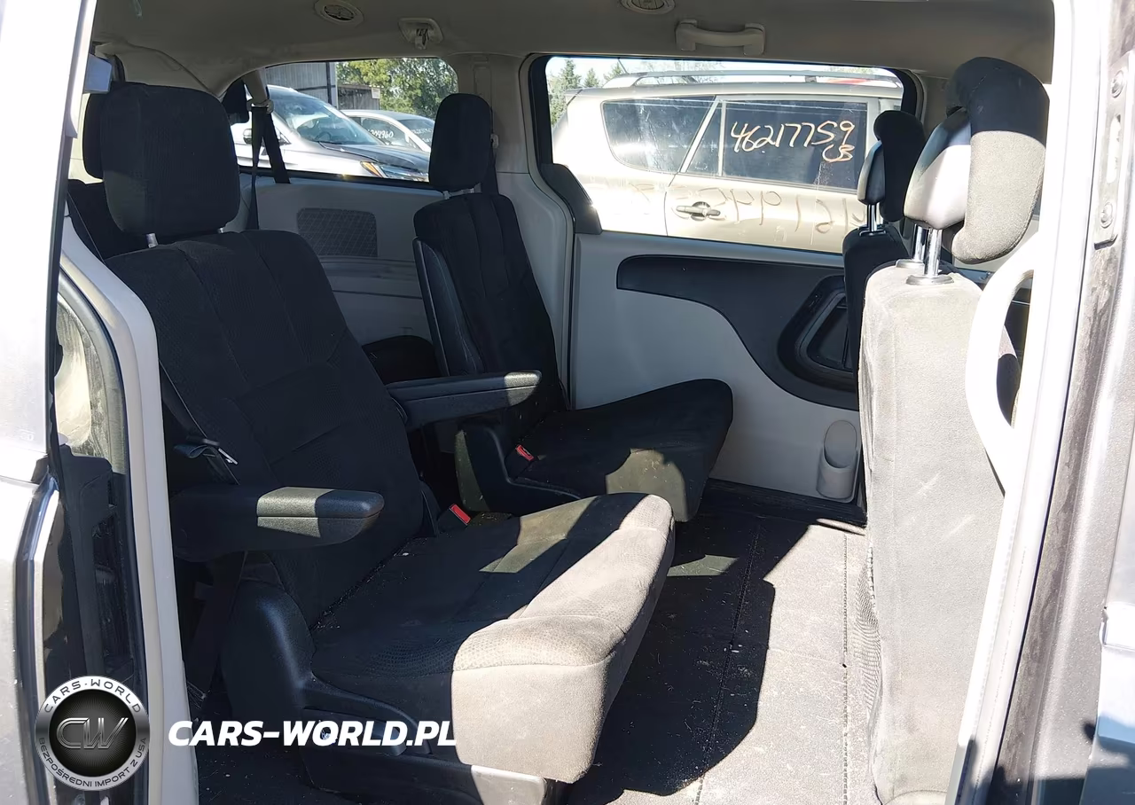 2011 Chrysler Town & Country Touring VIN:2A4RR5DG6BR797777 - 8