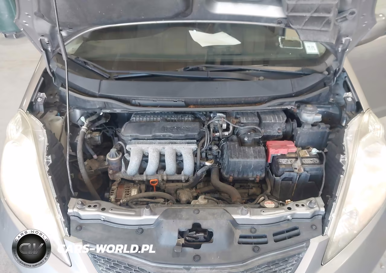 2010 Honda Fit Sport VIN:JHMGE8H43AS015389 - 10