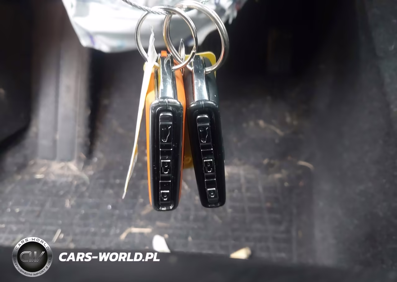 2023 Volvo Xc40 B5 Plus Dark Theme VIN:YV4L12UW3P2068261 - 11