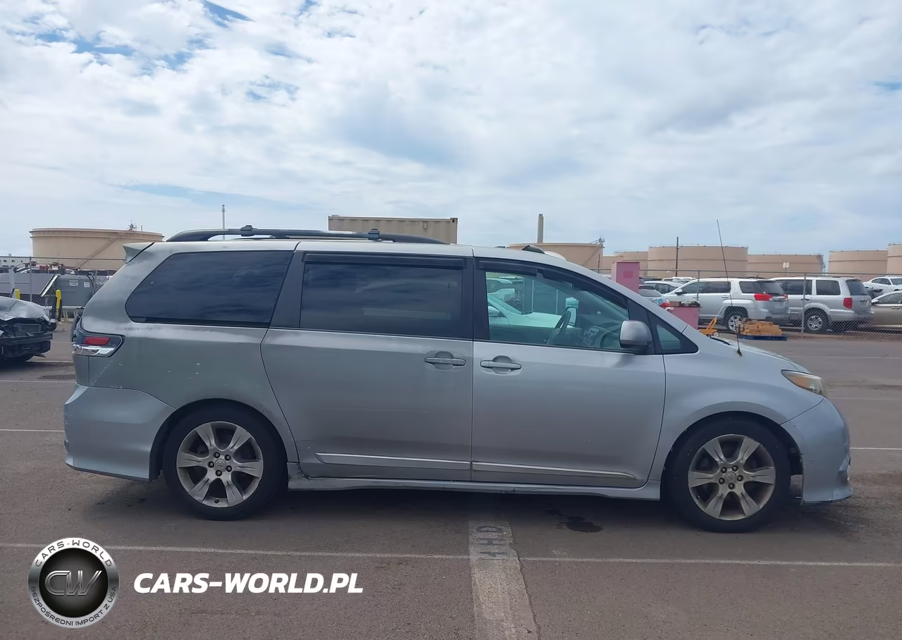 2012 Toyota Sienna Se VIN:5TDXK3DC3CS247948 - 13