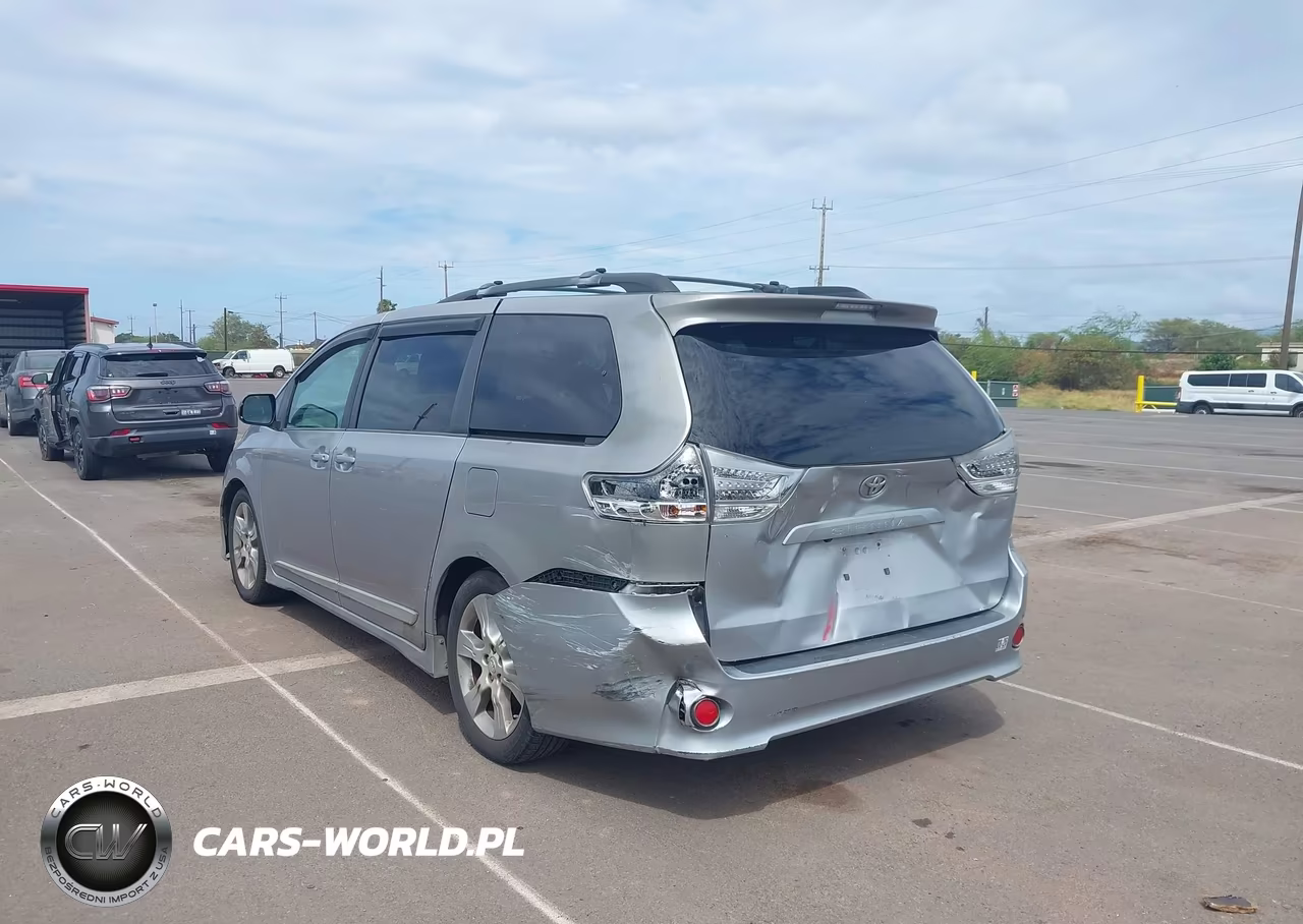 2012 Toyota Sienna Se VIN:5TDXK3DC3CS247948 - 6