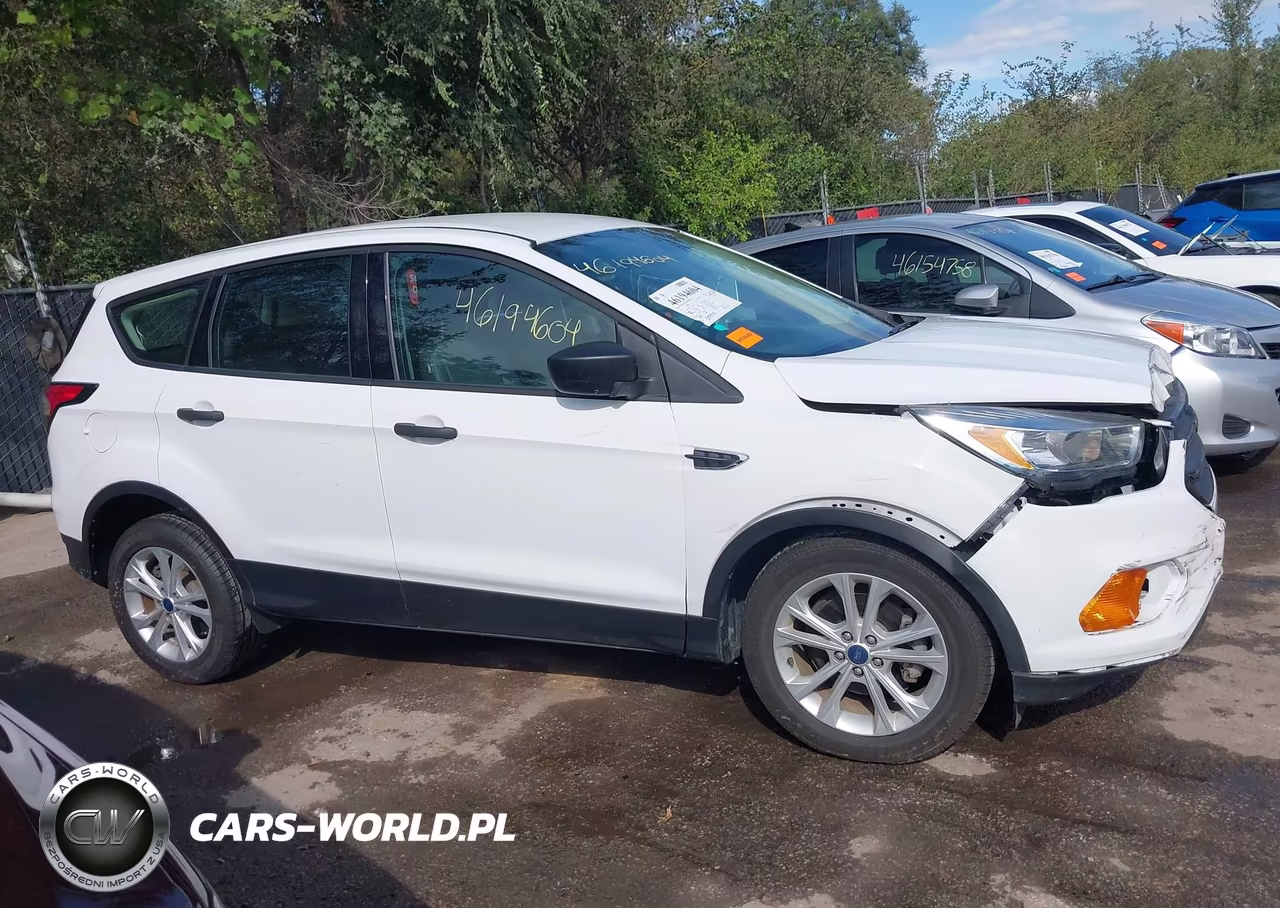 2017 Ford Escape S VIN:1FMCU0F77HUC38420 - 13