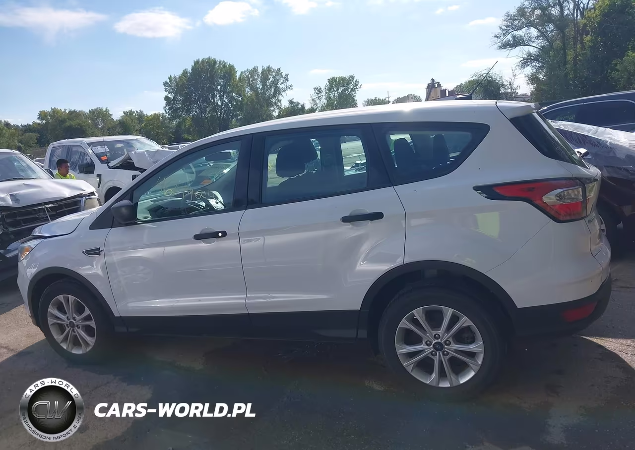 2017 Ford Escape S VIN:1FMCU0F77HUC38420 - 14