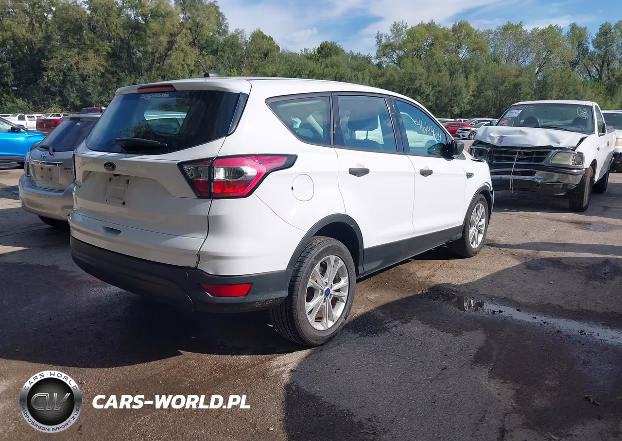 2017 Ford Escape S VIN:1FMCU0F77HUC38420 - 4