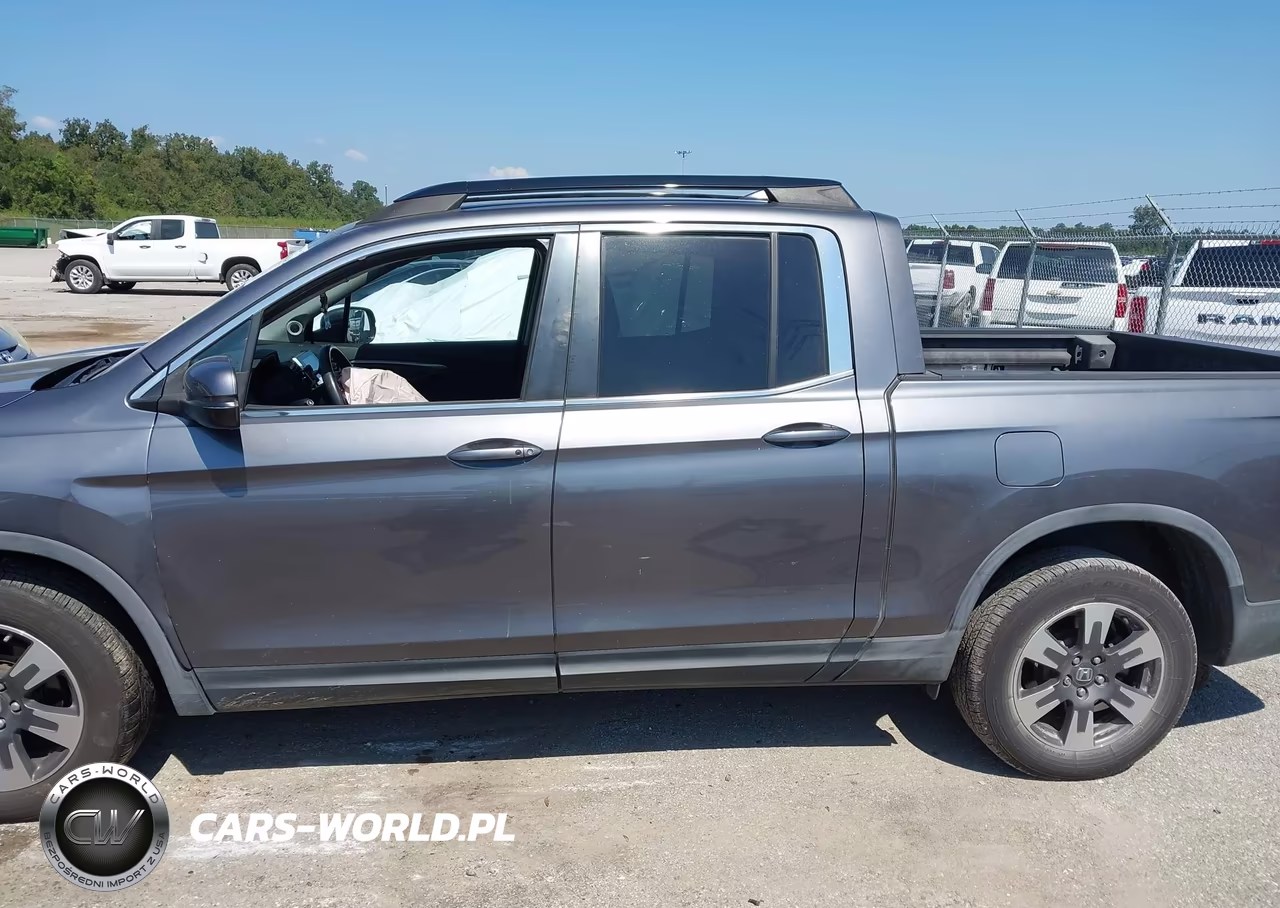 2017 Honda Ridgeline Rtl-T VIN:5FPYK3F62HB010611 - 14