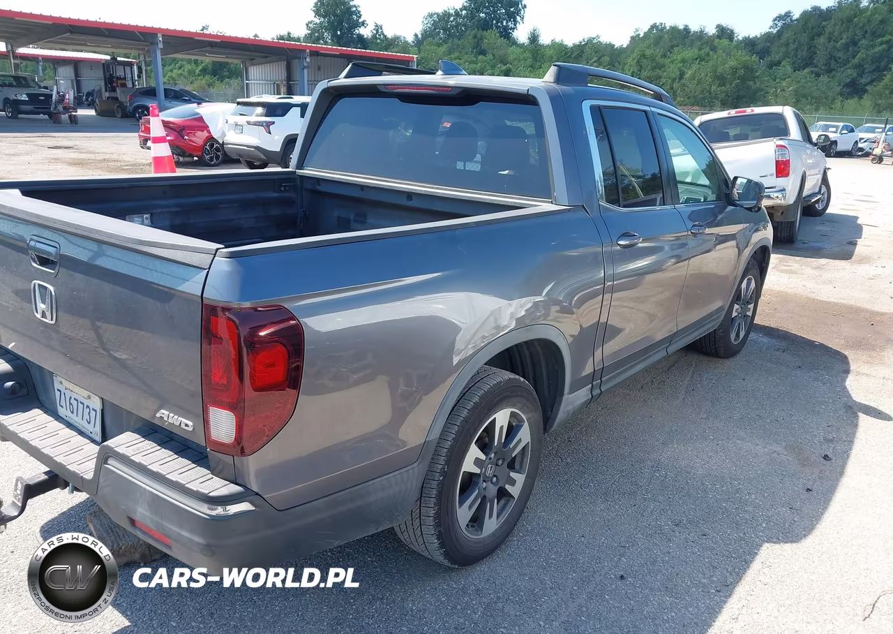 2017 Honda Ridgeline Rtl-T VIN:5FPYK3F62HB010611 - 4