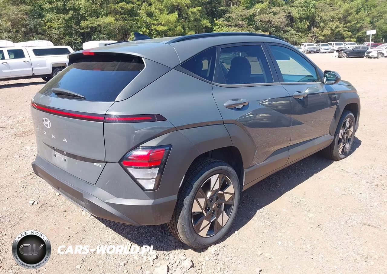 2025 Hyundai Kona Sel VIN:KM8HBCAB6SU310806 - 4