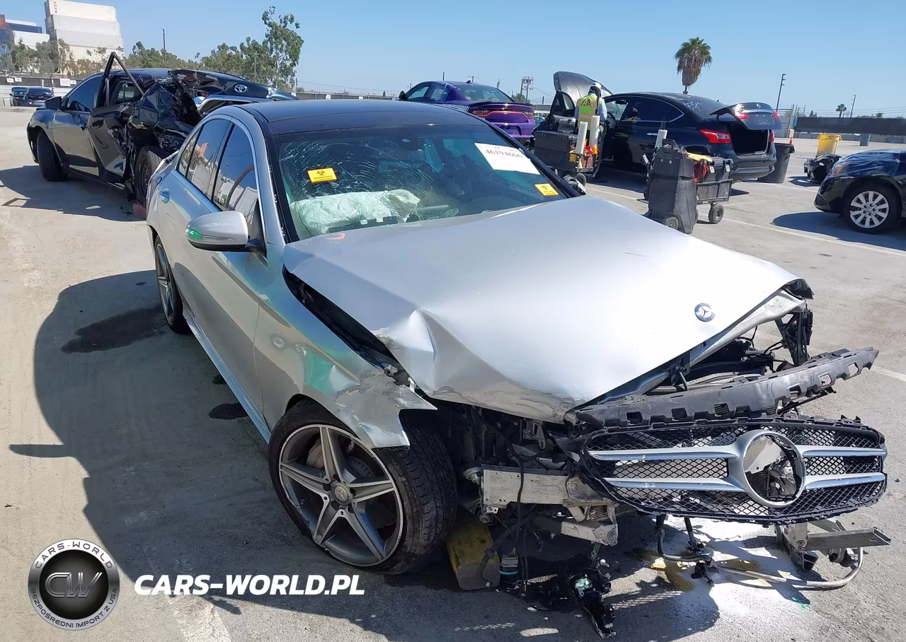 2015 Mercedes-Benz C-Class C 300 Sport