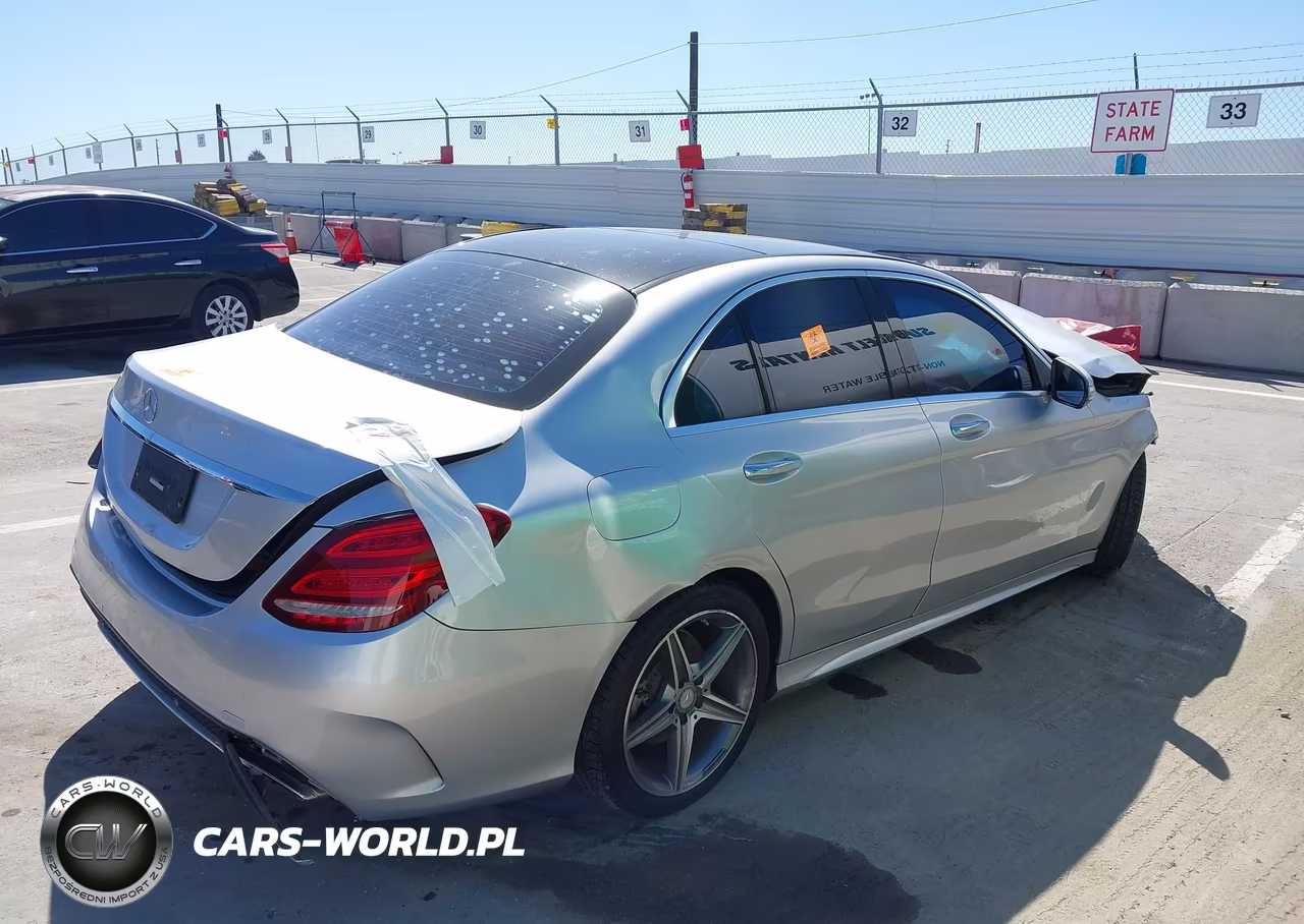 2015 Mercedes-Benz C-Class C 300 Sport VIN:55SWF4JB9FU045429 - 13