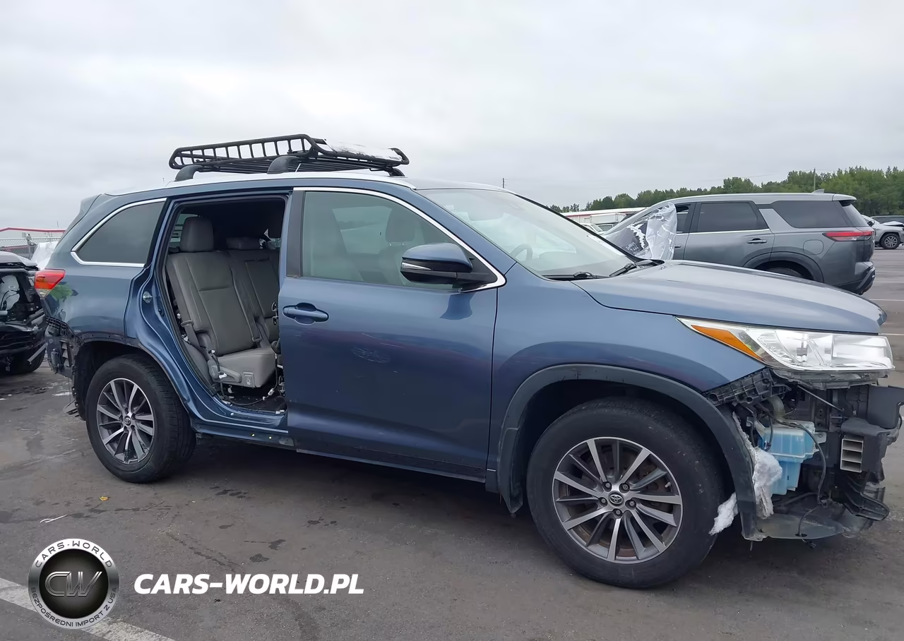 2017 Toyota Highlander Xle VIN:5TDJZRFH4HS393151 - 14