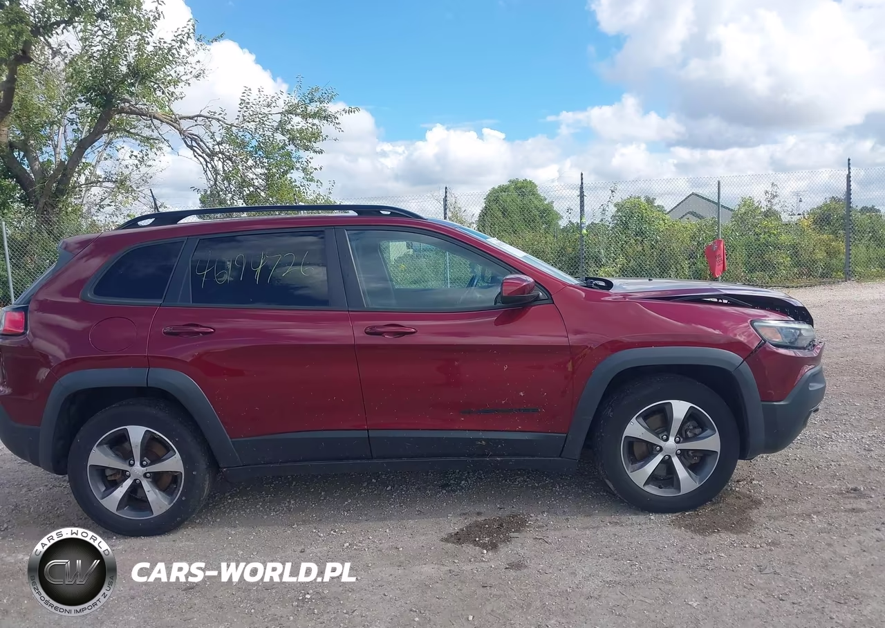 2020 Jeep Cherokee North Edition 4X4 VIN:1C4PJMCX8LD584415 - 13