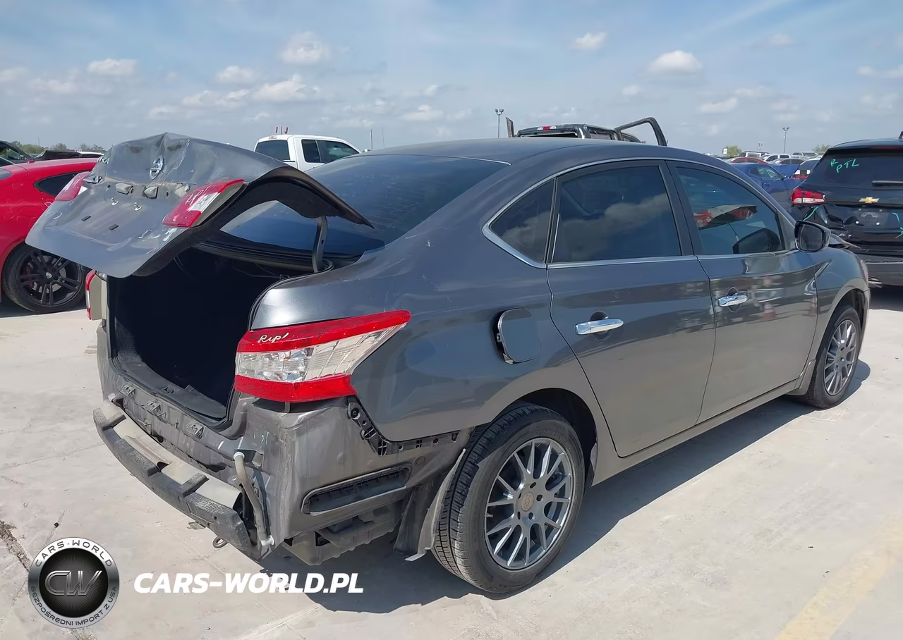 2015 Nissan Sentra S VIN:3N1AB7APXFY377584 - 4