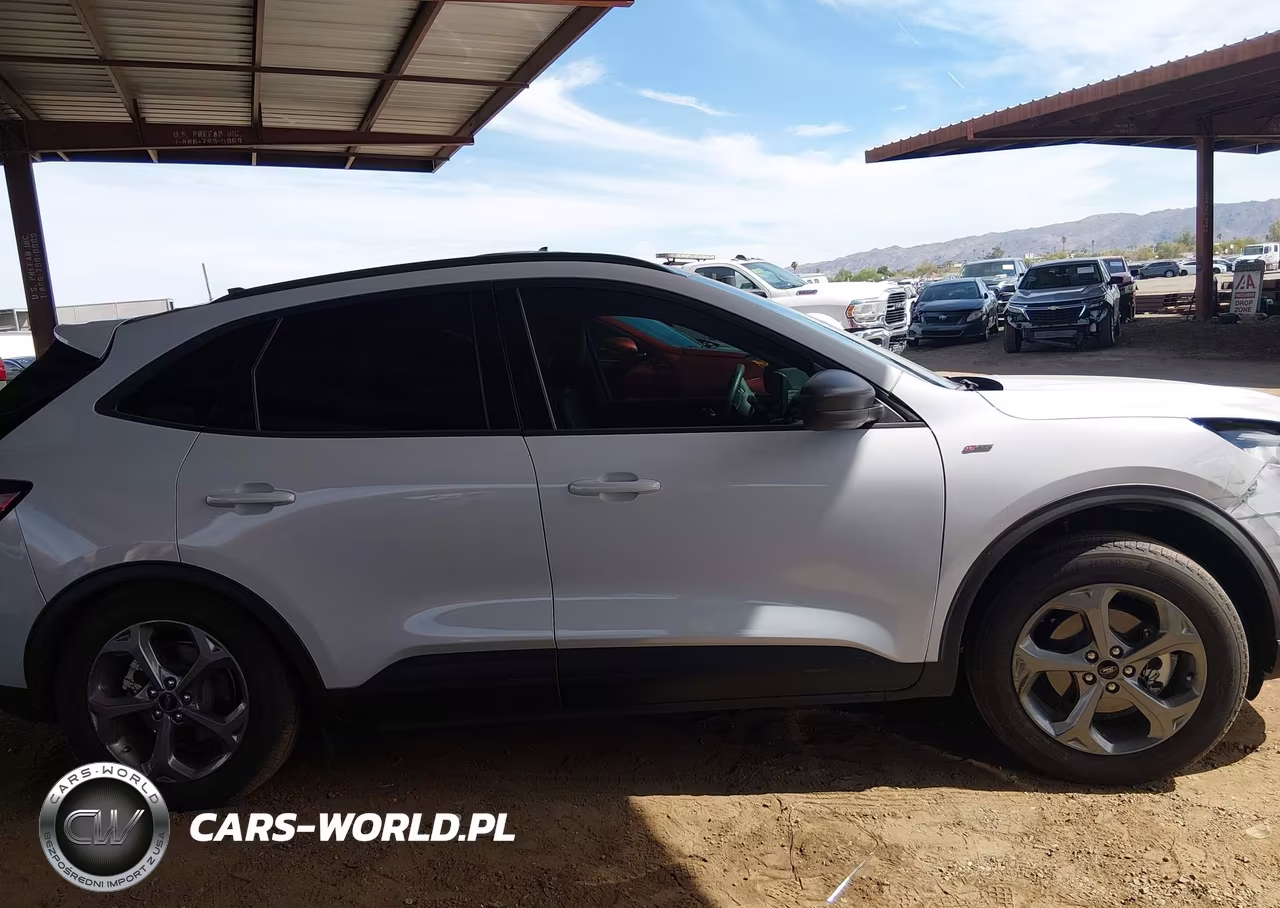 2025 Ford Escape St-Line VIN:1FMCU0MZ7SUB28298 - 14