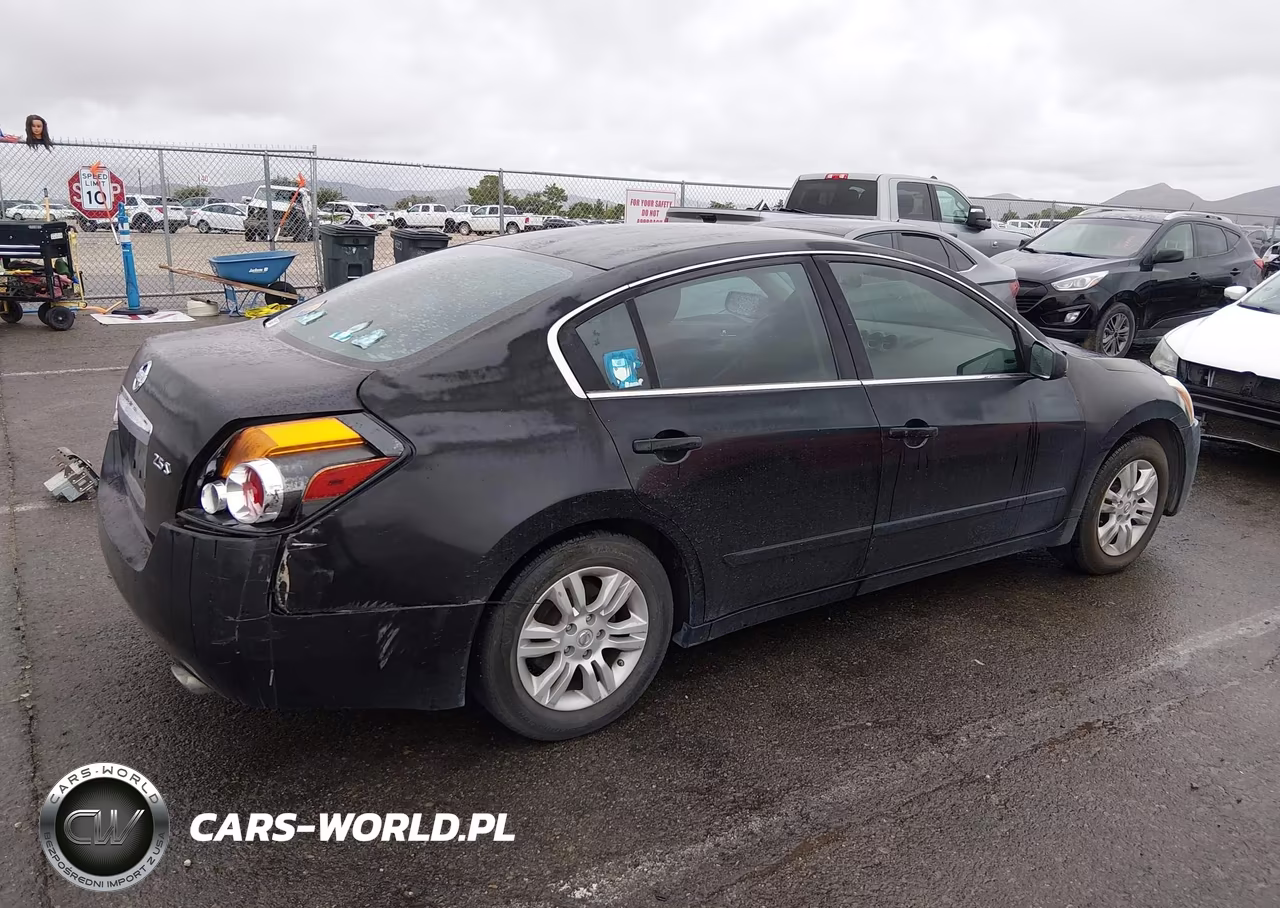 2011 Nissan Altima 2.5 S VIN:1N4AL2AP3BN456783 - 4