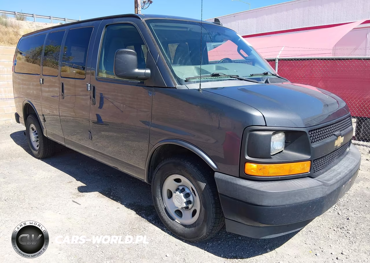 2017 Chevrolet Express 2500 Ls