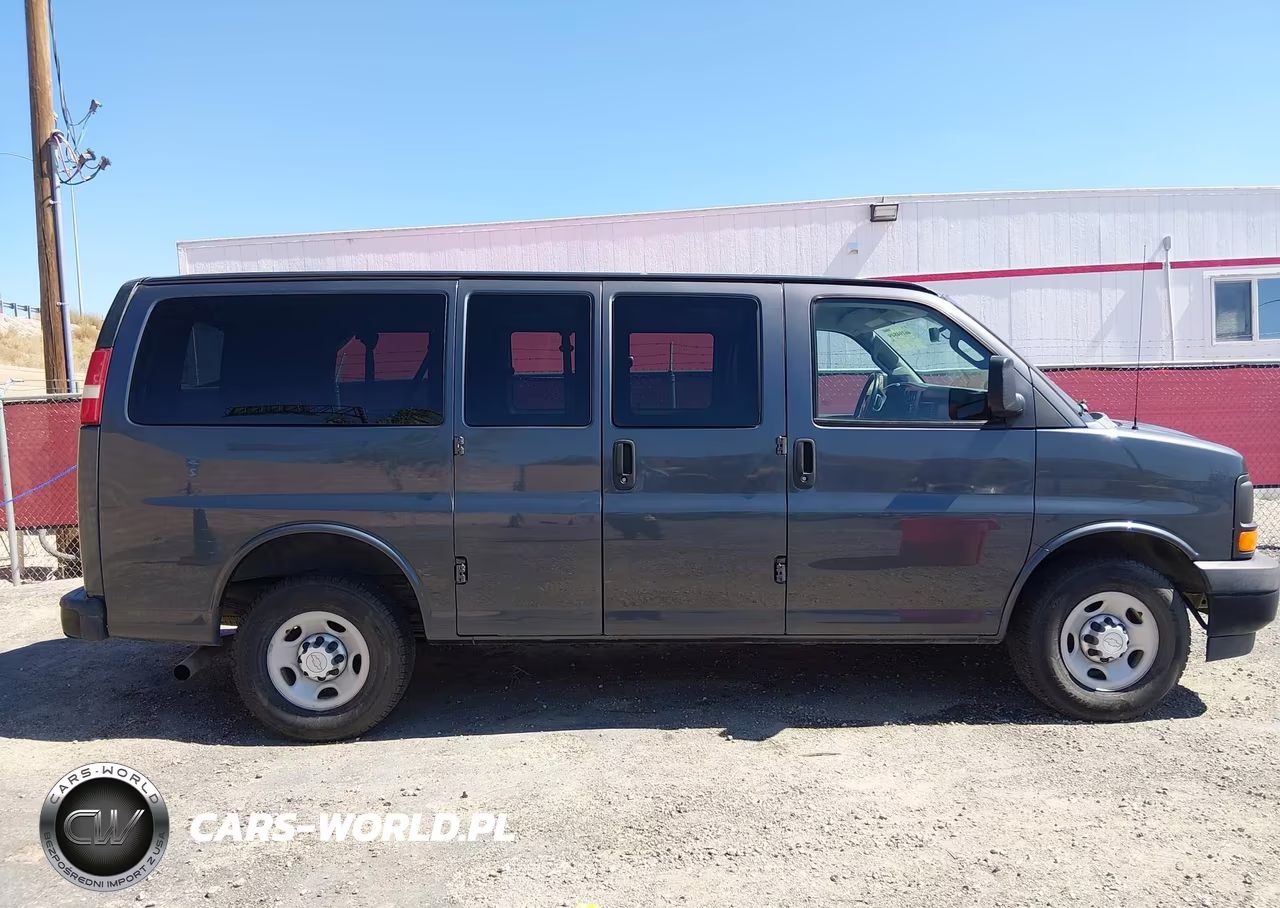 2017 Chevrolet Express 2500 Ls VIN:1GAWGEFF8H1301449 - 16