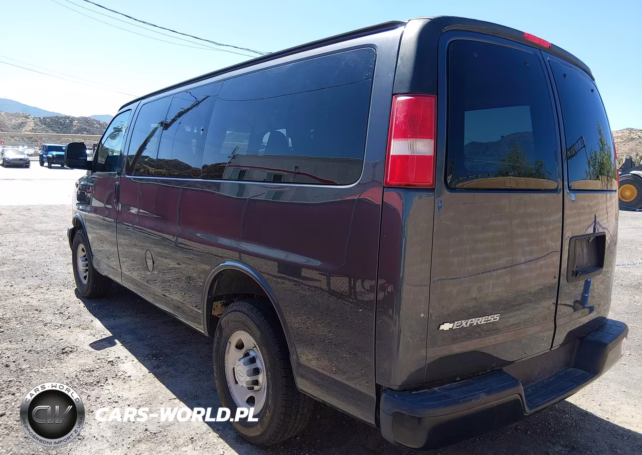 2017 Chevrolet Express 2500 Ls VIN:1GAWGEFF8H1301449 - 3