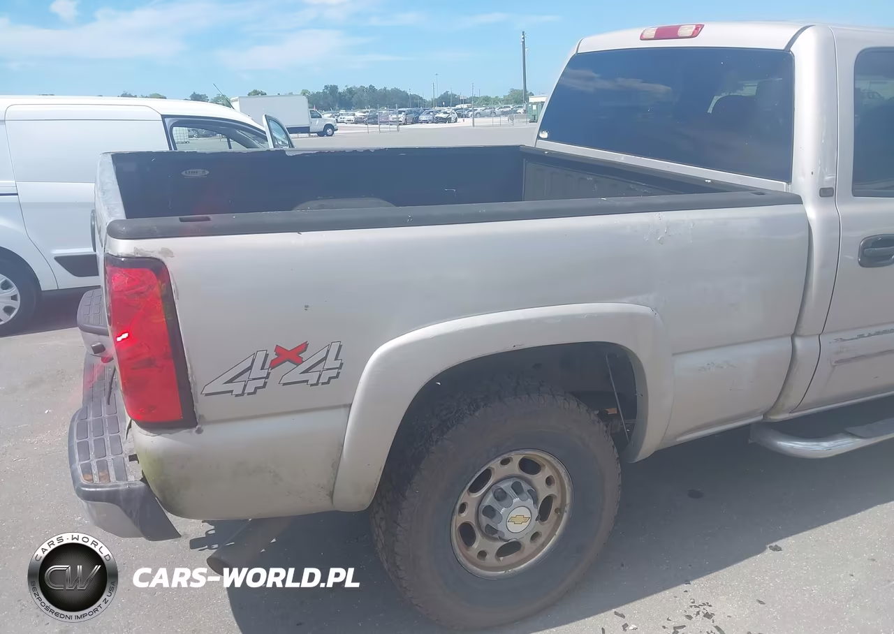 2005 Chevrolet Silverado 2500Hd Ls VIN:1GCHK23U25F869775 - 18
