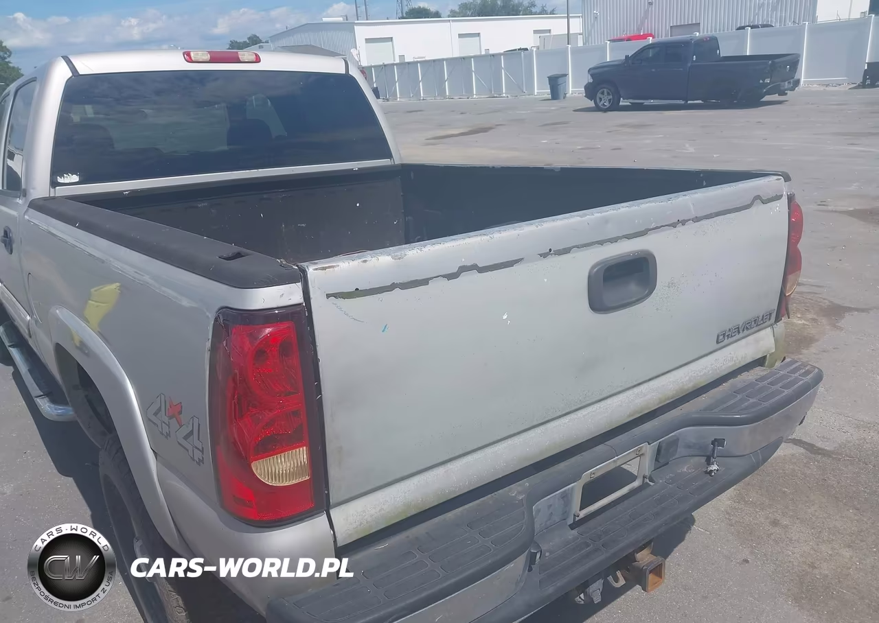 2005 Chevrolet Silverado 2500Hd Ls VIN:1GCHK23U25F869775 - 19