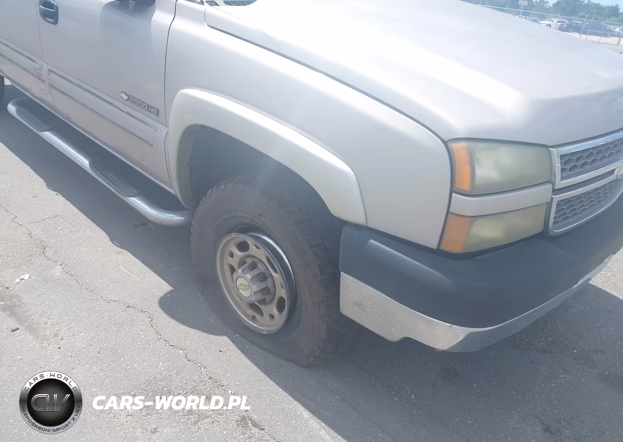 2005 Chevrolet Silverado 2500Hd Ls VIN:1GCHK23U25F869775 - 6
