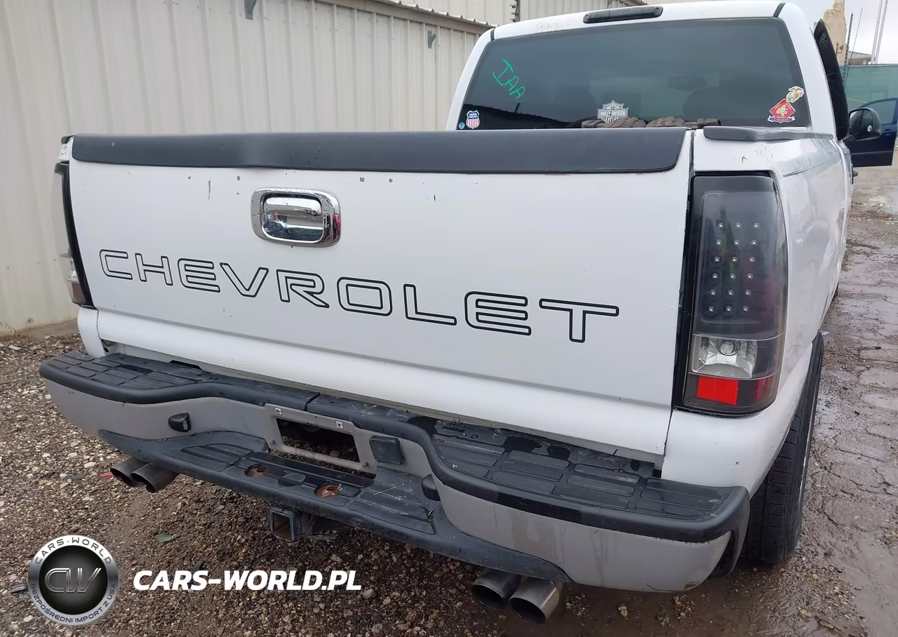 2003 Chevrolet Silverado 1500 Work Truck VIN:2GCEC19X331110794 - 13
