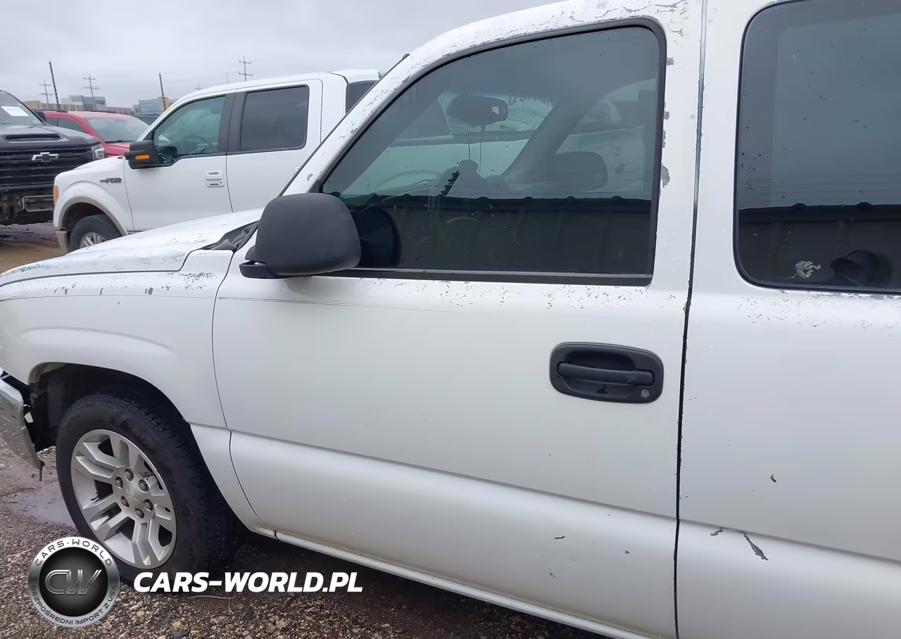 2003 Chevrolet Silverado 1500 Work Truck VIN:2GCEC19X331110794 - 15
