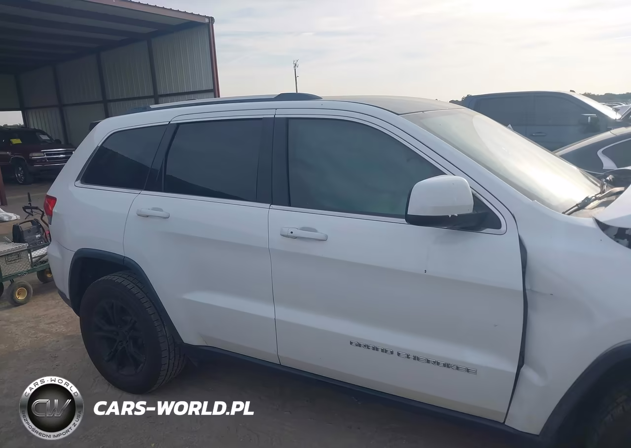 2016 Jeep Grand Cherokee Laredo VIN:1C4RJEAG1GC407489 - 13