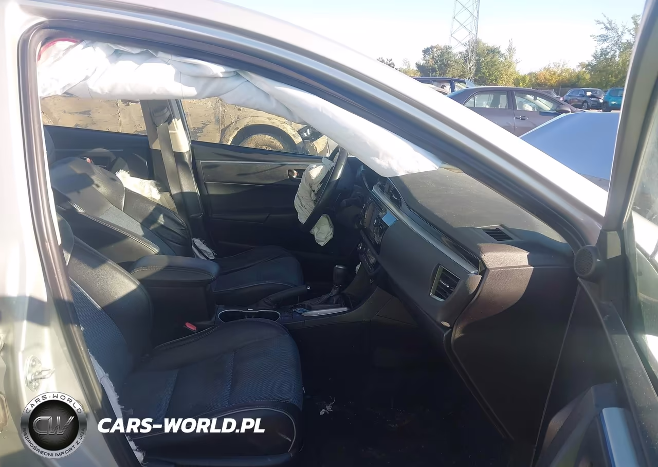 2014 Toyota Corolla S Plus VIN:5YFBURHE3EP068971 - 5