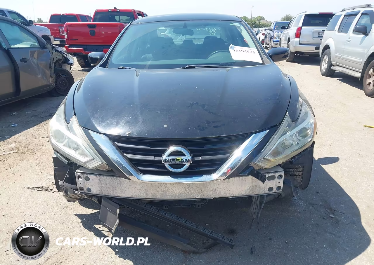2017 Nissan Altima 2.5 S VIN:1N4AL3AP8HC254810 - 13