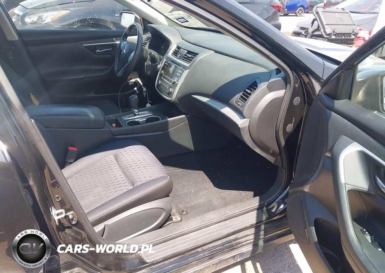 2017 Nissan Altima 2.5 S VIN:1N4AL3AP8HC254810 - 5