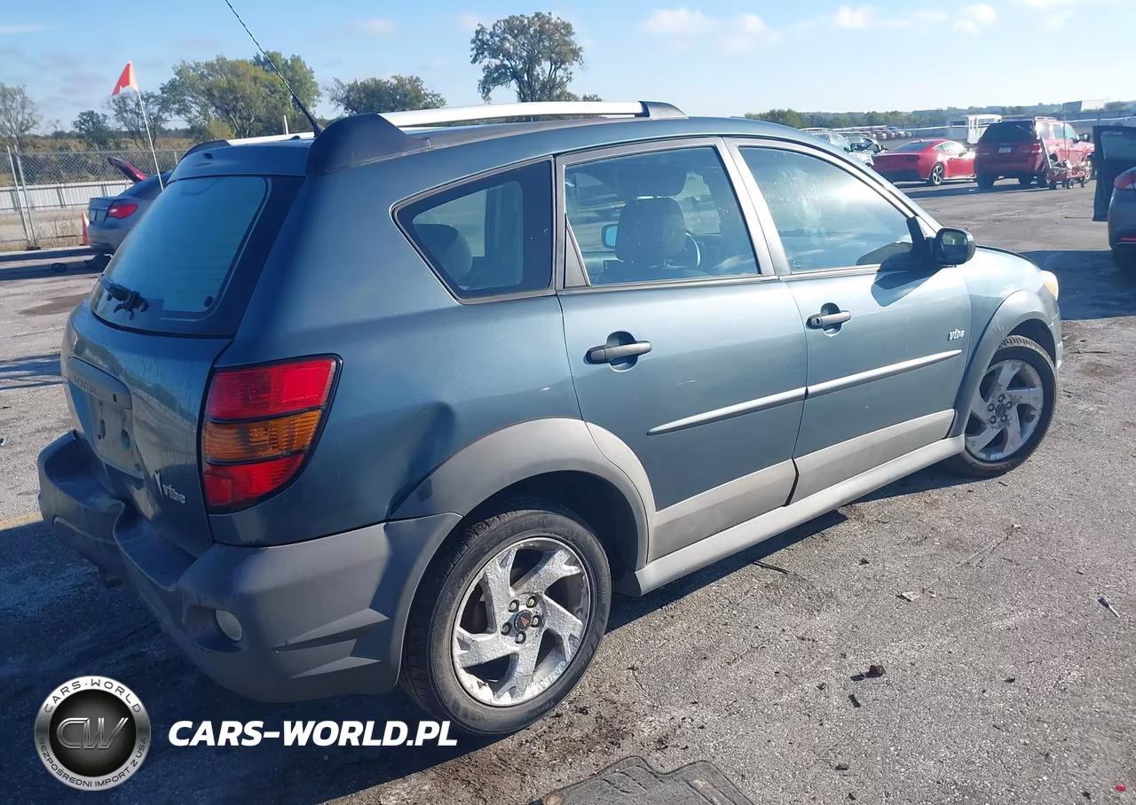 2008 Pontiac Vibe VIN:5Y2SL65858Z417638 - 4