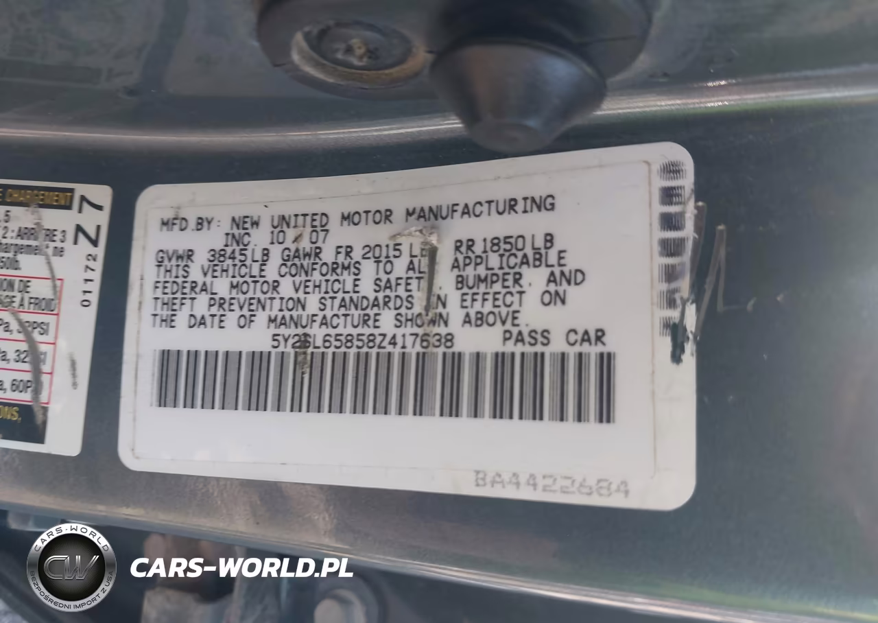 2008 Pontiac Vibe VIN:5Y2SL65858Z417638 - 9