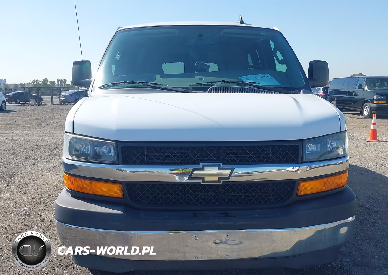 2017 Chevrolet Express 3500 Lt VIN:1GAZGPFF2H1274130 - 17