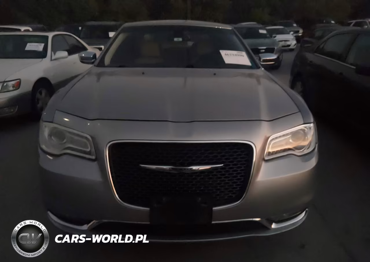 2016 Chrysler 300 300C VIN:2C3CCAEG1GH189736 - 12