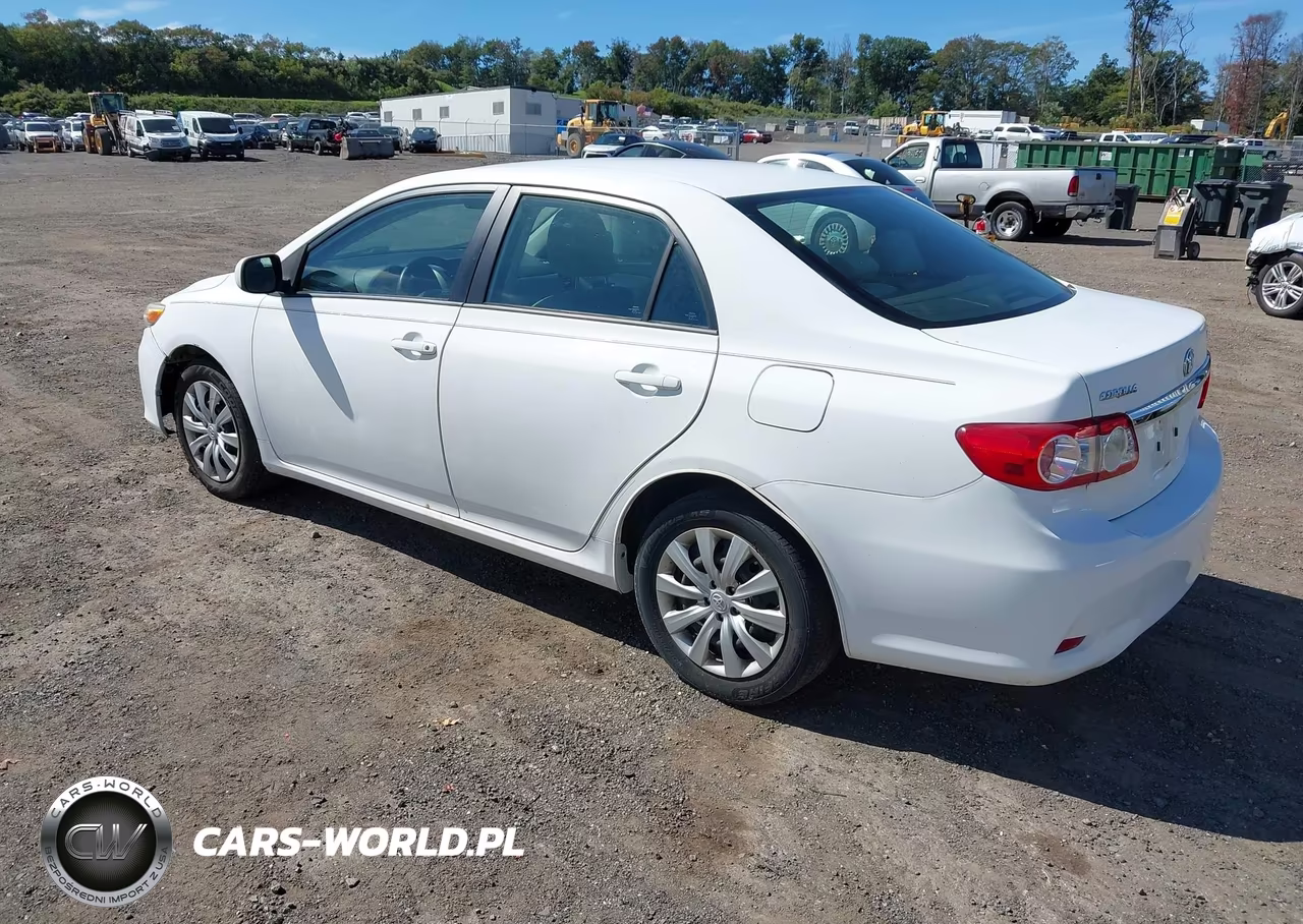 2012 Toyota Corolla Le VIN:2T1BU4EE2CC915354 - 3