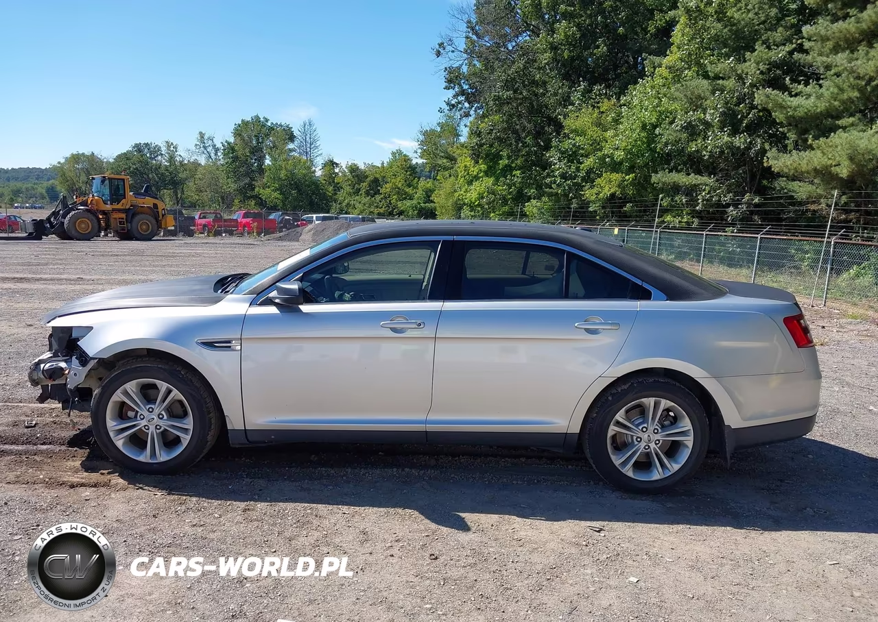 2016 Ford Taurus Se VIN:1FAHP2D81GG154105 - 15