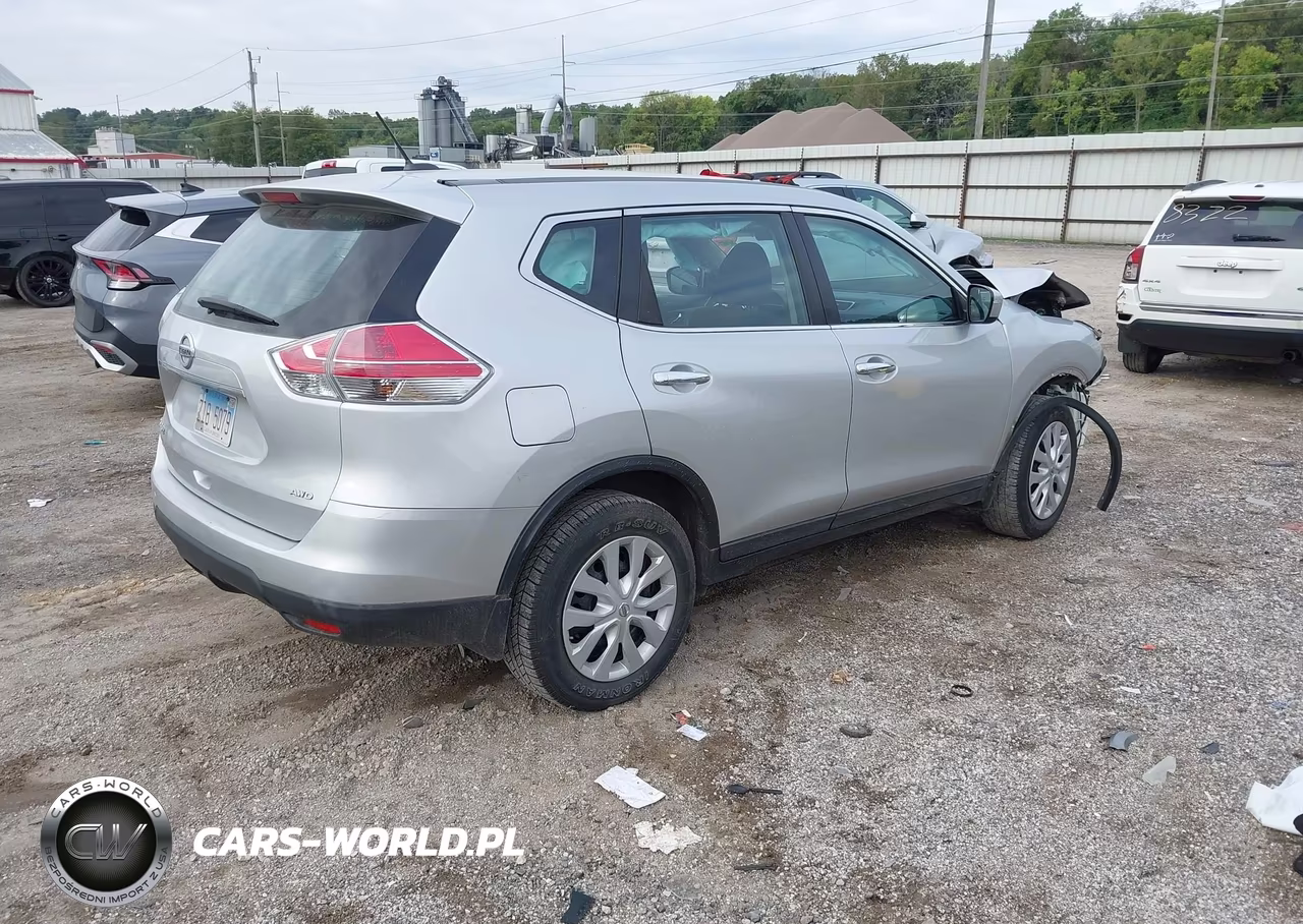 2015 Nissan Rogue S VIN:5N1AT2MV2FC909406 - 4