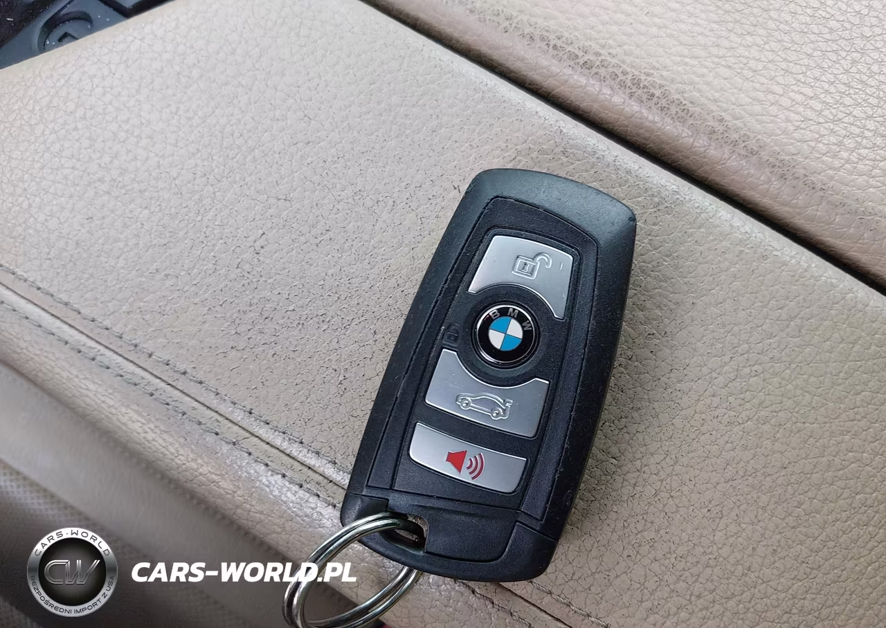 2013 BMW 535I xDrive VIN:WBAFU7C51DDU73870 - 11