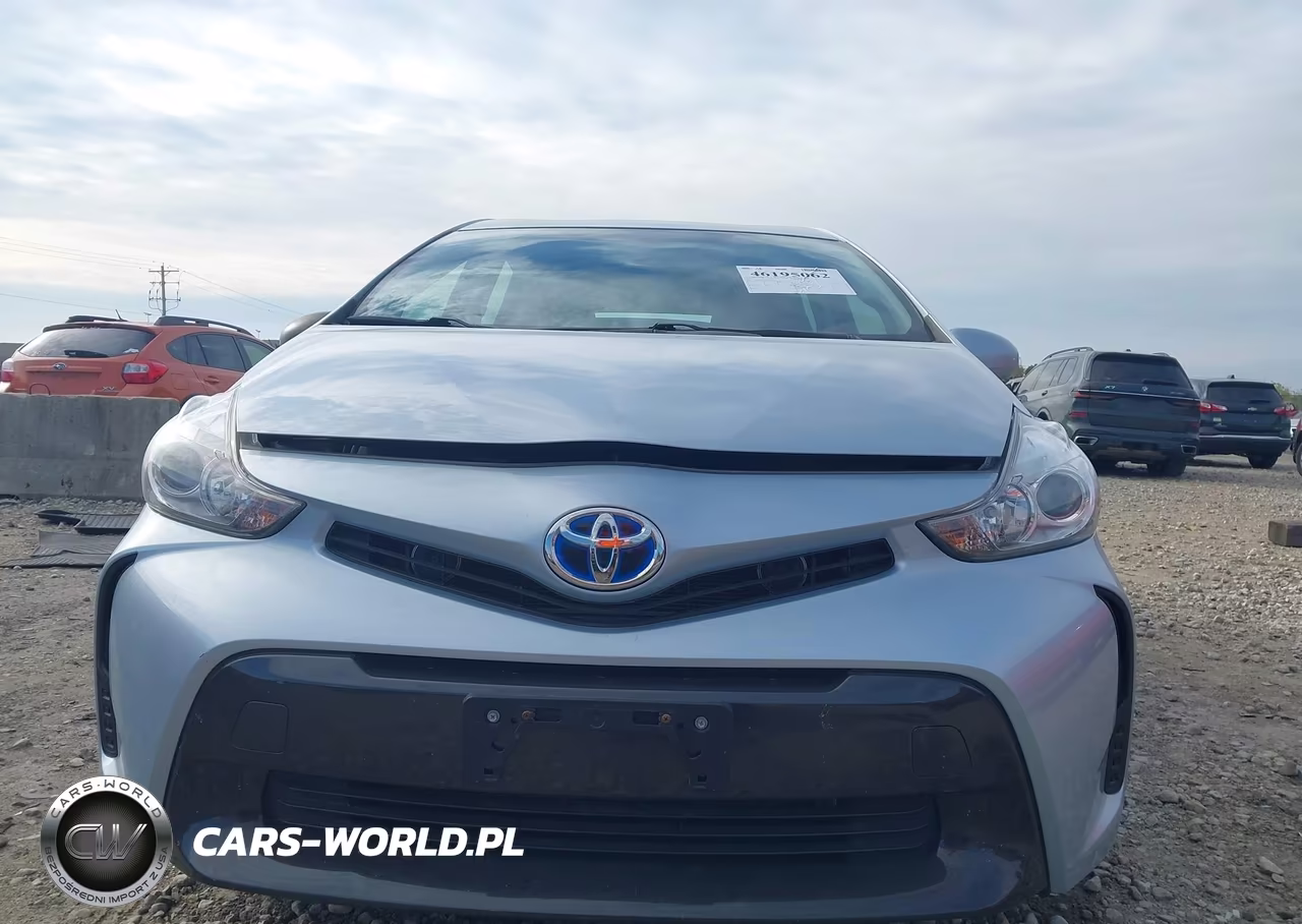 2015 Toyota Prius V Two VIN:JTDZN3EU6FJ024554 - 12
